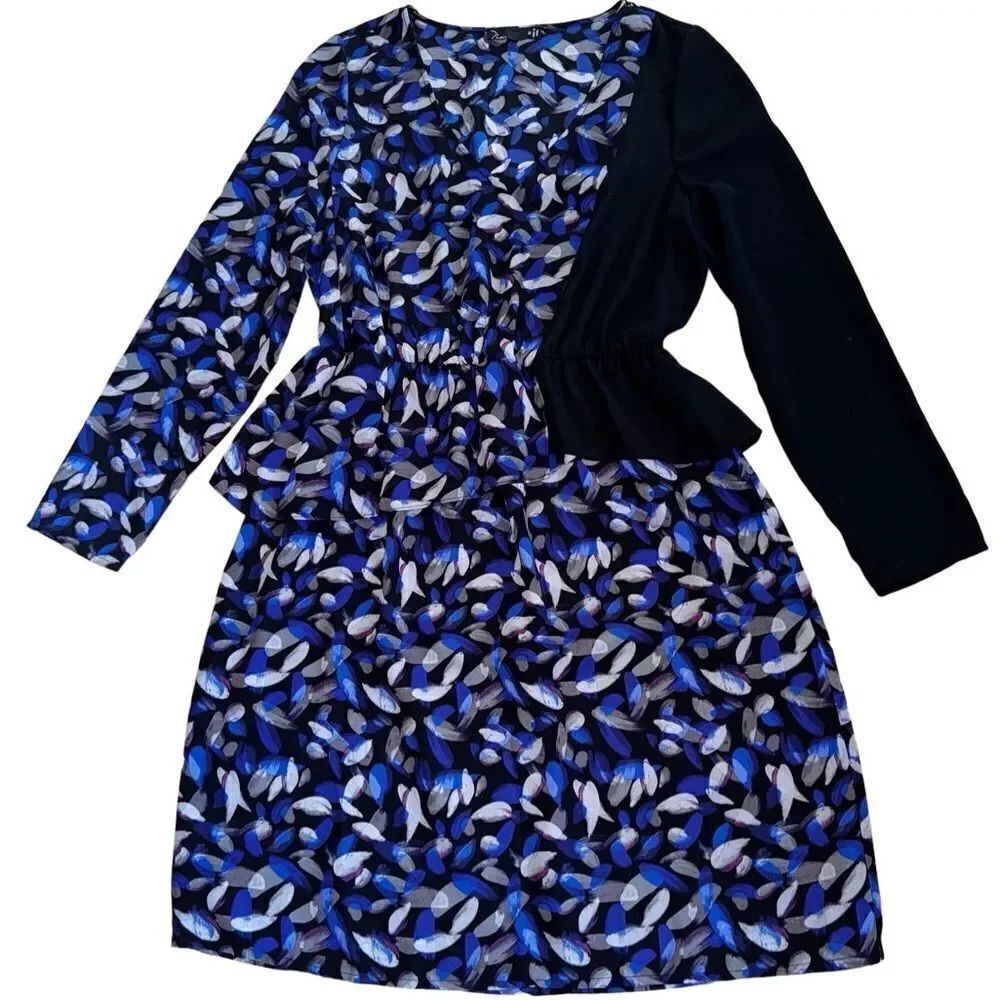 Noir Women's V Neck Two Toned Abstract Midi Dress - Size Medium